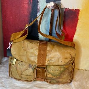 Alviero bag